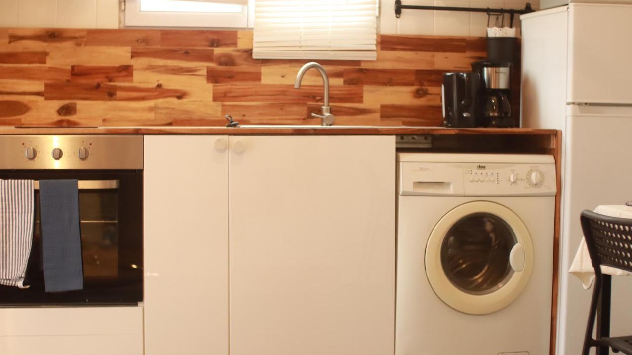 Agreable Maison Avec Parking Gratuit Sur Place. Saint-Denis  Exterior photo