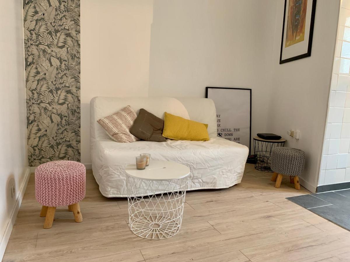 Agreable Maison Avec Parking Gratuit Sur Place. Saint-Denis  Exterior photo